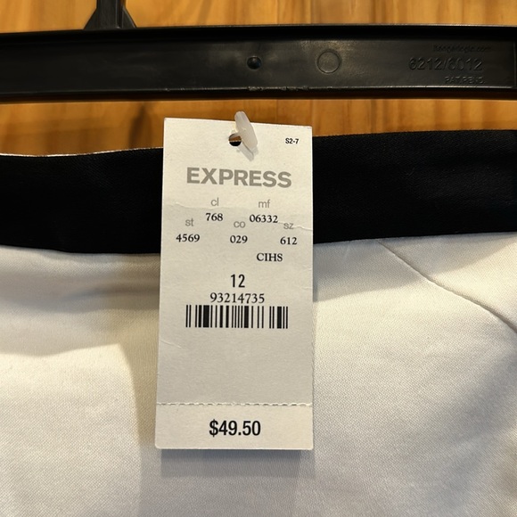 NEVER WORN: Geometric Pencil Skirt, Size 12 - Picture 2 of 8